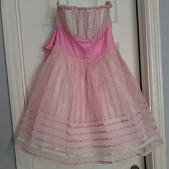 Betsey Johnson Dresses & Skirts - Betsey Johnson dress